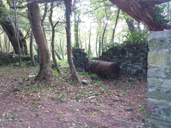 Ruins Inchagoill, Kinneaveys Boatyard ?